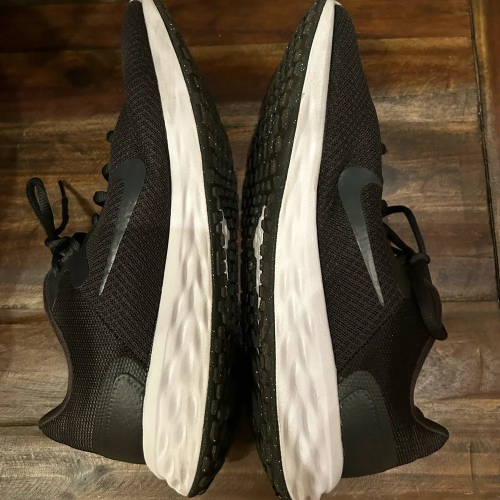 Nike Revolution 6 Next‎ Nature Anthracite Rush Orange Men’s 8.5 Running Shoes